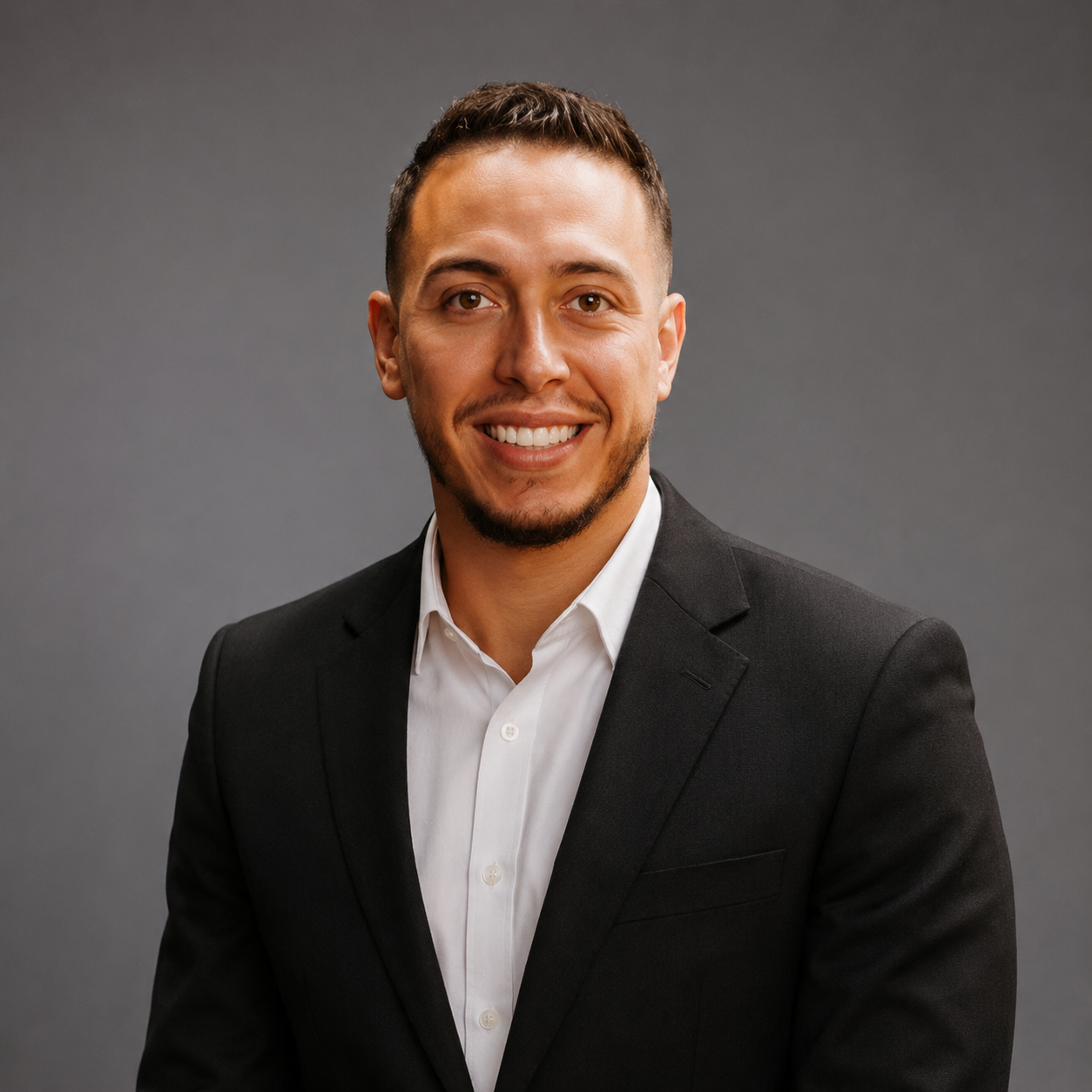 Santiago Fayad | Lead Mental Performance Coach | Creator of The W.E.L.L. Method™